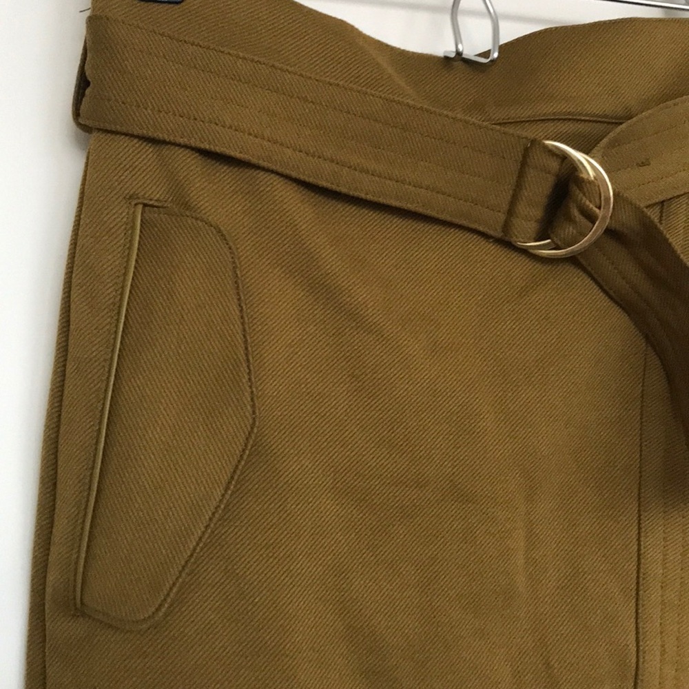 H&M olive green skirt - Picture 2 of 3